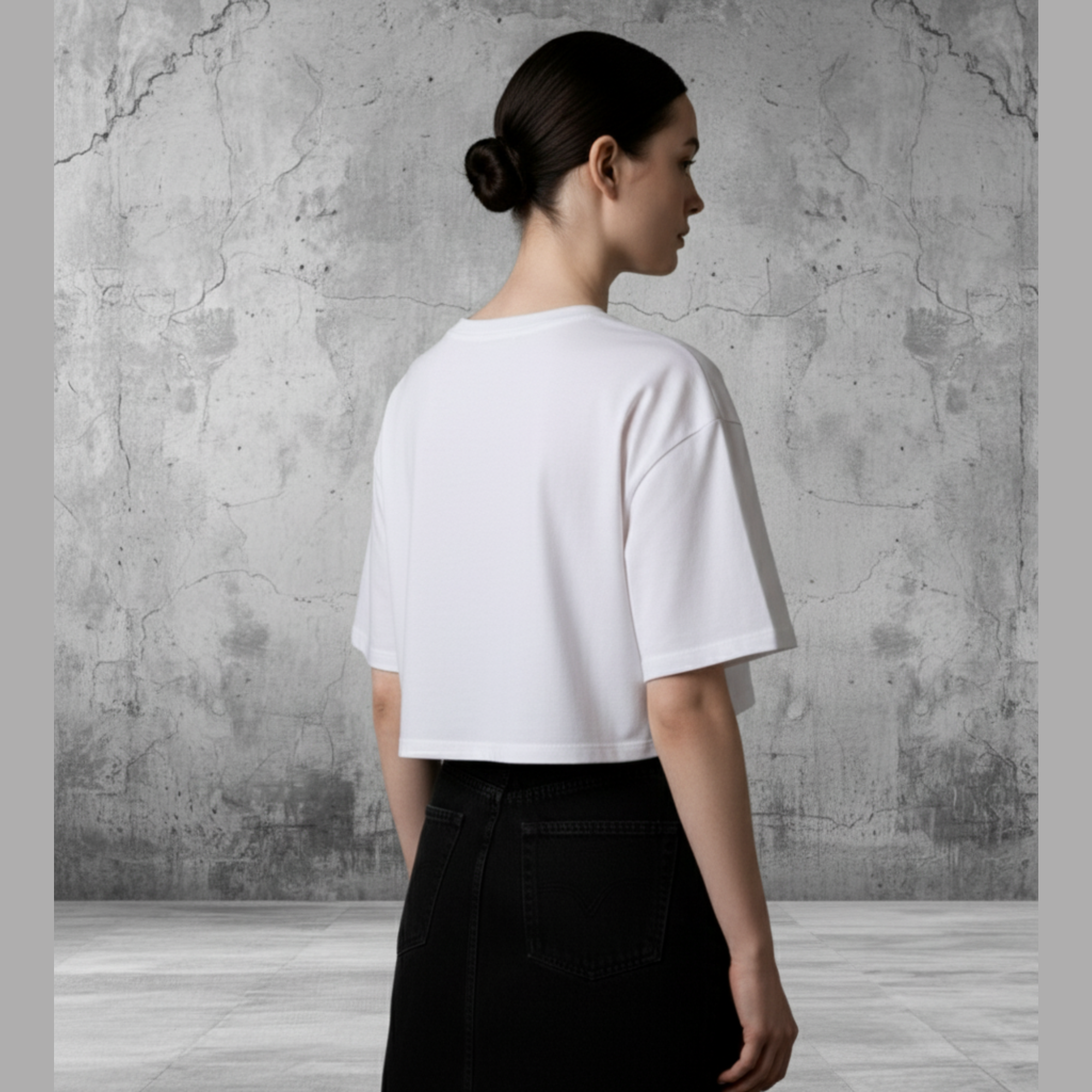 Women Cotton Crop Top "Japanese Scenes" In white Short Sleeves Tee